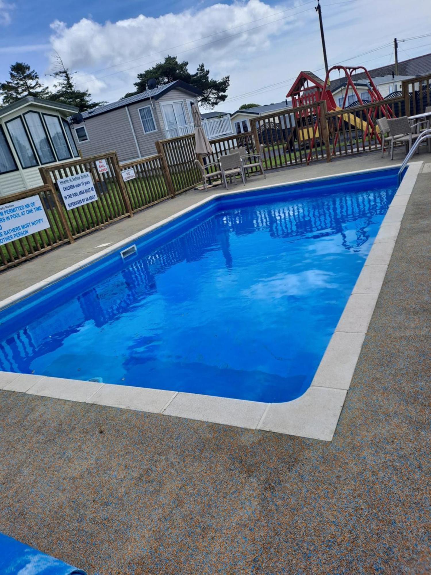 Amroth Bay Holiday Caravan Llanteg Екстер'єр фото